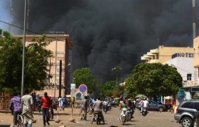 مقتل 10 عسكريين في هجوم لمسلحين شمالي بوركينا فاسو