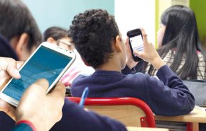 حظر الهواتف الذكية في المدارس الروسية