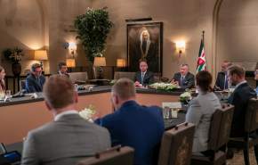 ملك الأردن يلتقي أعضاء الكونغرس الأميركي
