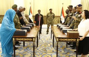 تشكيلة «المجلس السيادي» في السودان: كفّة العسكر هي الراجحة