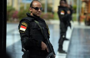 ضجة على مواقع التواصل في مصر بسبب اعتداء على شاب + فيديو