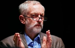 زعيم المعارضة العمالية البريطانية يحذر من بريكست لصالح ترامب