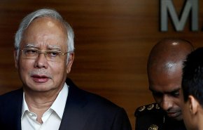 البدء بمحاكمة رئيس وزراء ماليزيا السابق بتهمة الفساد