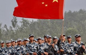 چین در مرز با هنگ کنگ رزمایش ضد شورش برگزار کرد