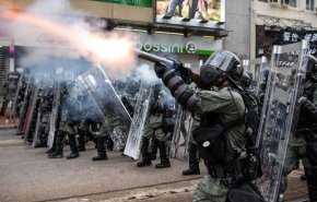 اتحادیه اروپا بازداشت فعالان در هنگ کنگ را نگران کننده خواند