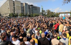 مسيرة احتجاجية لأنصار المعارضة غير البرلمانية في موسكو