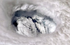 صور مذهلة من 'ناسا'.. كيف بدا الإعصار دوريان من الفضاء؟