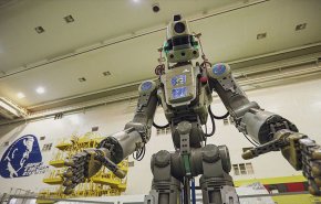 'فيدرو'.. روبوت روسي يشبه البشر يعود من محطة الفضاء الدولية