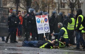 إضراب يجتاح قطاع النقل في باريس، والسبب..