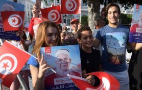 راهیابی احتمالی «قیس سعید» و «نبیل القروی» به دور دوم انتخابات تونس 

