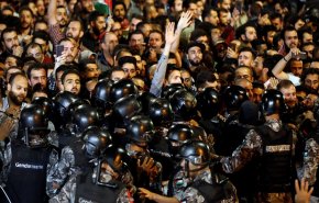 استطلاع للرأي: الأردنيون يؤيدون إضراب المعلمين ويلومون الحكومة