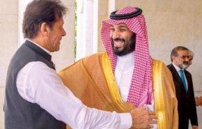 إبن سلمان وترامب طلبا من عمران خان التواصل مع روحاني!