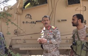 صور/ الدفاع اليمنية تقرر مصير آليات ومدرعات التحالف