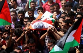 
تشييع جثمان الشهيد علاء حمدان في مخيم جباليا شمالي غزة
