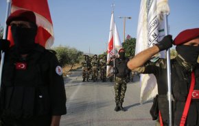 مسلحو 'الجيش الحر' يستكملون الاستعدادات لعملية تركية محتملة شرق الفرات