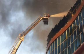 صور.. حريق فندق بلدوان في بغداد