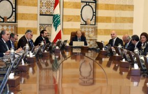 جعجع يعلن استقالة وزراء حزبه من الحكومة اللبنانية