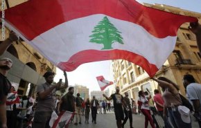 مَن المستفيد من استقالة الحكومة في لبنان + فيديو