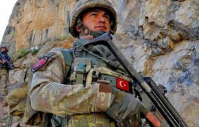 تعزيزات تركية من القوات الخاصة إلى الحدود السورية