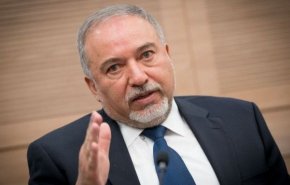 انتقاد شدید لیبرمن از نخست وزیر رژیم صهیونیستی/ تلاش نتانیاهو برای برگزاری انتخابات مجدد