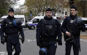 الشرطة الفرنسية تقبض على رجل تحصن في متحف بمنطقة الريفييرا
