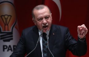 أردوغان يهدد بفتح بوابات أوروبا أمام اللاجئين السوريين