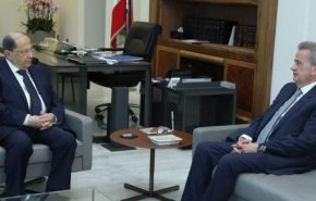 الرئيس اللبناني يواصل لقائاته لمتابعة وضع البلد