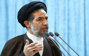 خطيب جمعة طهران: اميركا والصهيونية لايفهمان غير لغة القوة