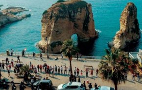 روز یازدهم تظاهرات لبنانی‌ها با تشکیل زنجیره انسانی 170 کیلومتری + عکس و فیلم
