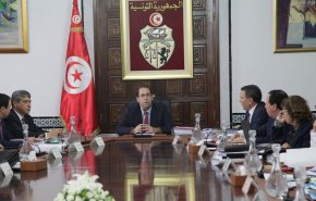 قرار حكومي بمراقبة إدارية ومالية لوزارة الخارجية في تونس