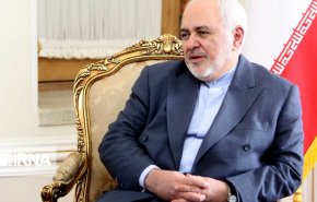 ظريف: الإيرانيون لن يرضخوا للاملاءات الاميركية