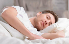 تحذير.. النوم في النهار خطر على صحة الإنسان