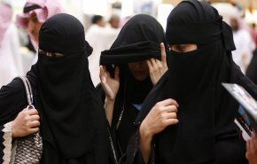 بالفيديو..الجدل في السعودية بسبب منع النقاب في 