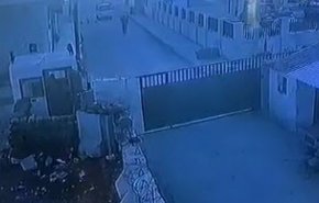 لحظه انفجار خودوری انتحاری مقابل درب اداره پلیس شهر الراعی شمال حلب