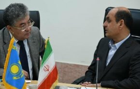 سفیر کازاخستان لدى طهران: نسعى لتوطيد العلاقات الاقتصادية مع ايران