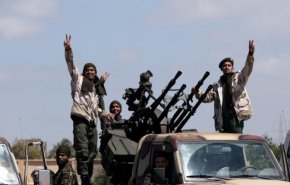 الجيش الليبي يستهدف غرفة عمليات عسكرية في سرت