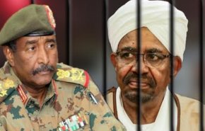 'البرهان' يعلن مصير 'عمر البشير ' بشأن المحكمة الجنائية 
