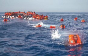 البحرية الليبية تنقذ حياة العشرات قبالة سواحل طرابلس