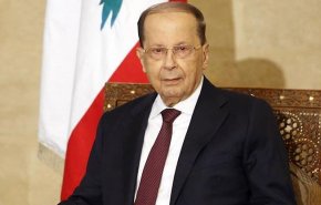 الرئيس اللبناني يستقبل مسؤول بالخارجية البريطانية
