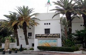 المجلس الوطني لحقوق الإنسان بالجزائر يدعو لتعديل قانون الانتخابات