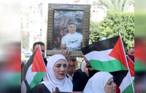 الشعب الفلسطيني يتضامن مع اسراه ويواصل نضاله لتحريهم