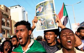 السودانيون ينزلون الى الشارع مطالبين بالعدالة لقتلى الاحتجاجات ضد البشير
