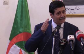 وزير بالجزائر يدعو لفتح لملف تجريم الاستعمار الفرنسي