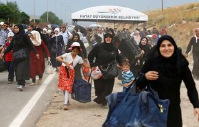 مليون سوري مهجر عادوا للوطن وتوجيها للأسد حولهم