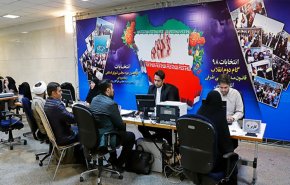 شاهد: اليوم السابع والاخير من تسجيل مرشحي انتخابات البرلمان بايران