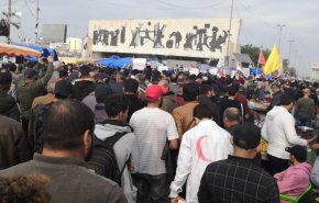 درخواست معترضان برای استقرار نیروهای امنیتی عراق در چند نقطه از بغداد
