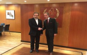  عراقجي وغروسي  يبحثان أنشطة الوكالة الذرية في إيران