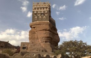 المعالم التاريخية اليمنية ضحية العدوان السعودي 