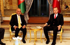 أردوغان يلتقي نظيره الأفغاني ووزير الخارجية الباكستاني