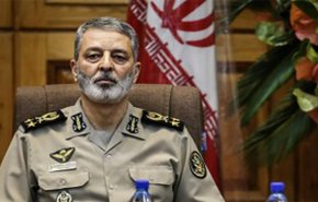 قائد عام الجيش الايراني: العدو بات يستهدف أمل الشعوب